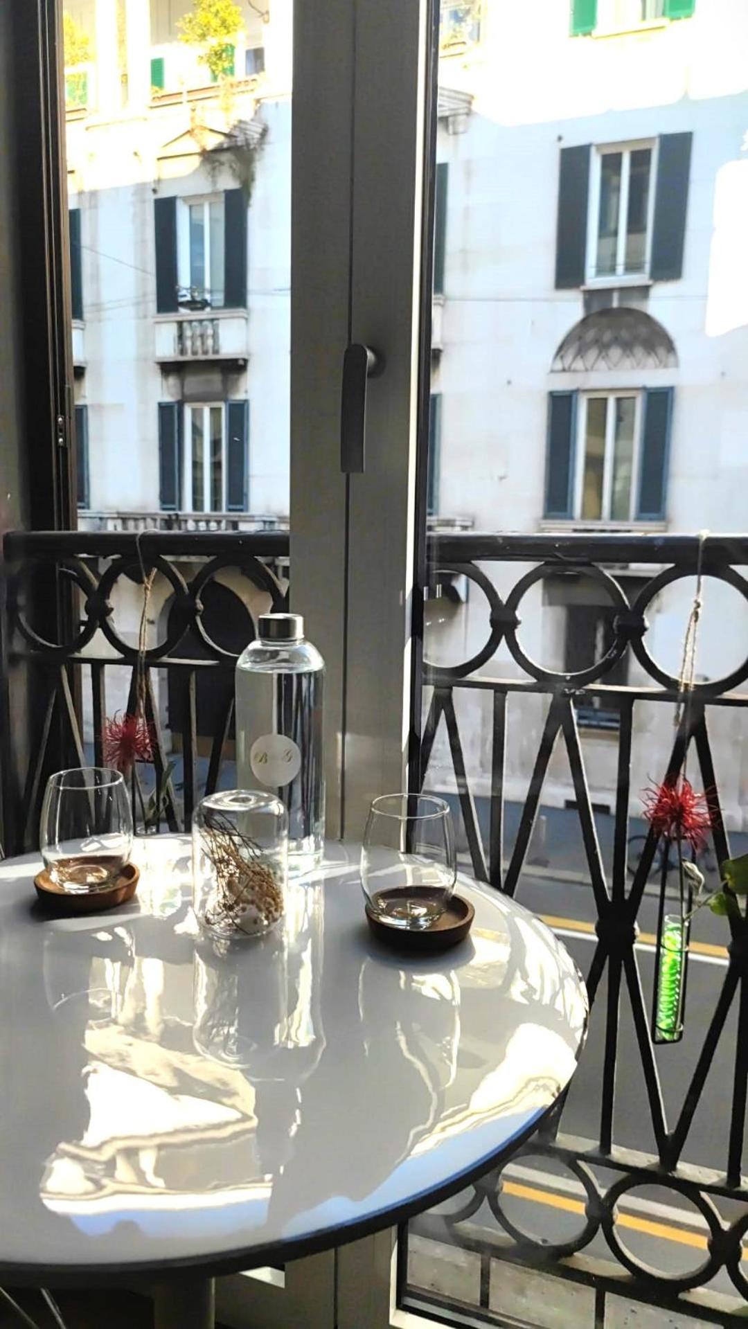 B And G San Babila- Luxury In The Heart Of Milano - Design District Otel Dış mekan fotoğraf